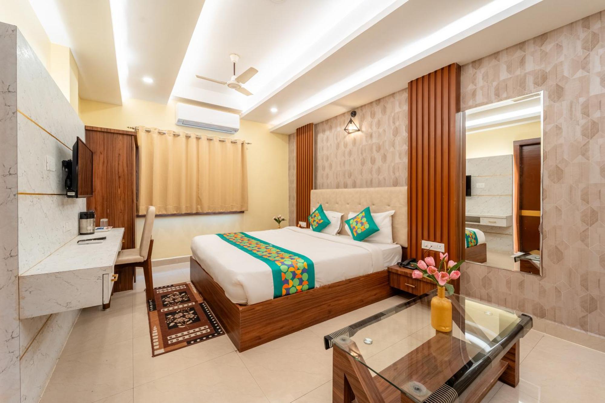 Treebo Premium Zorba Hotel Bhopal Exterior photo